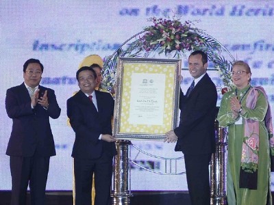 Ho Dynasty Citadel receives world cultural heritage certificate - ảnh 1